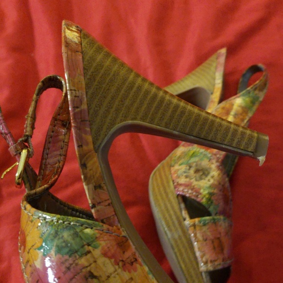 Floral sandals - Picture 5 of 7